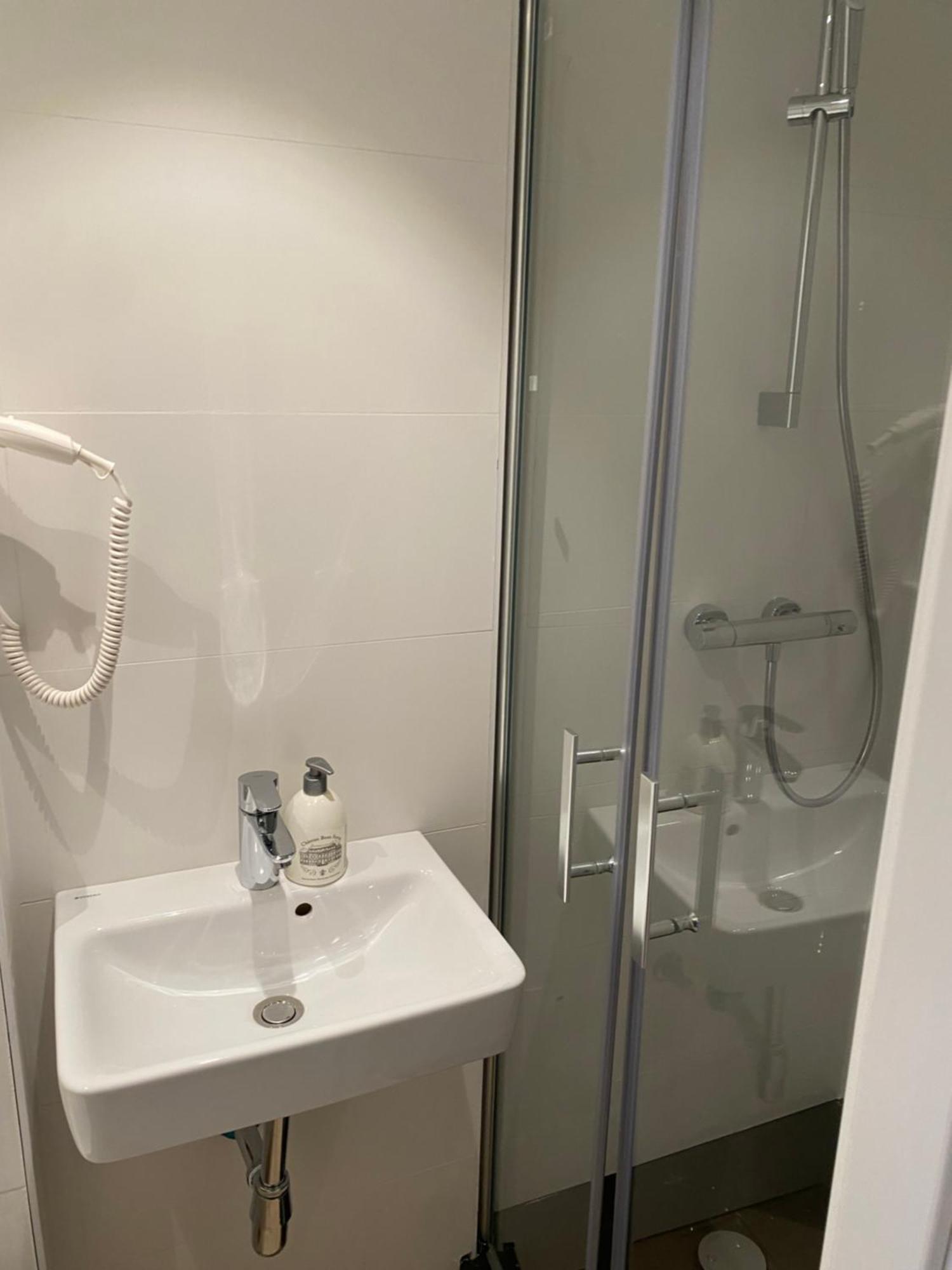 Petite Koenigsallee Self Check-in Дюссельдорф